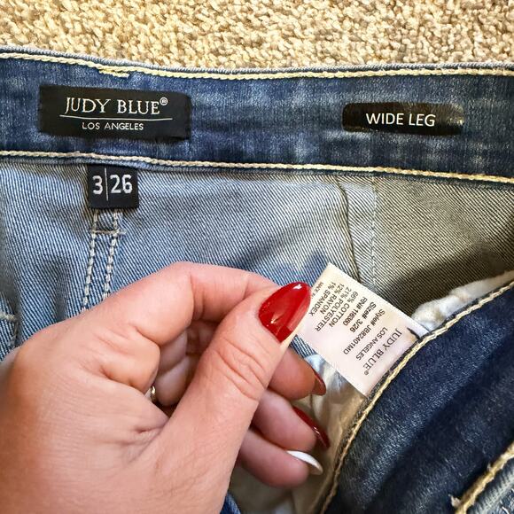 Judy Blue Light Blue Wide Leg Jeans 3/26 - Picture 4 of 6